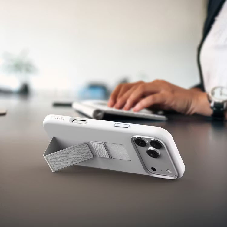 Levelo Morphix Silicone GripStand Case for iPhone 17 Pro Max Silver