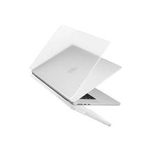 UNIQ Ultra-Slim Hardshell Case For MacBook Pro "16"